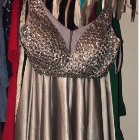 Prom Dress! - Picture 4 of 6
